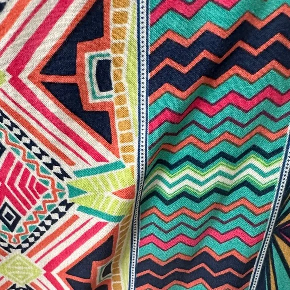 Flying Monkey Colorful Geometric Tank Top - Picture 6 of 12